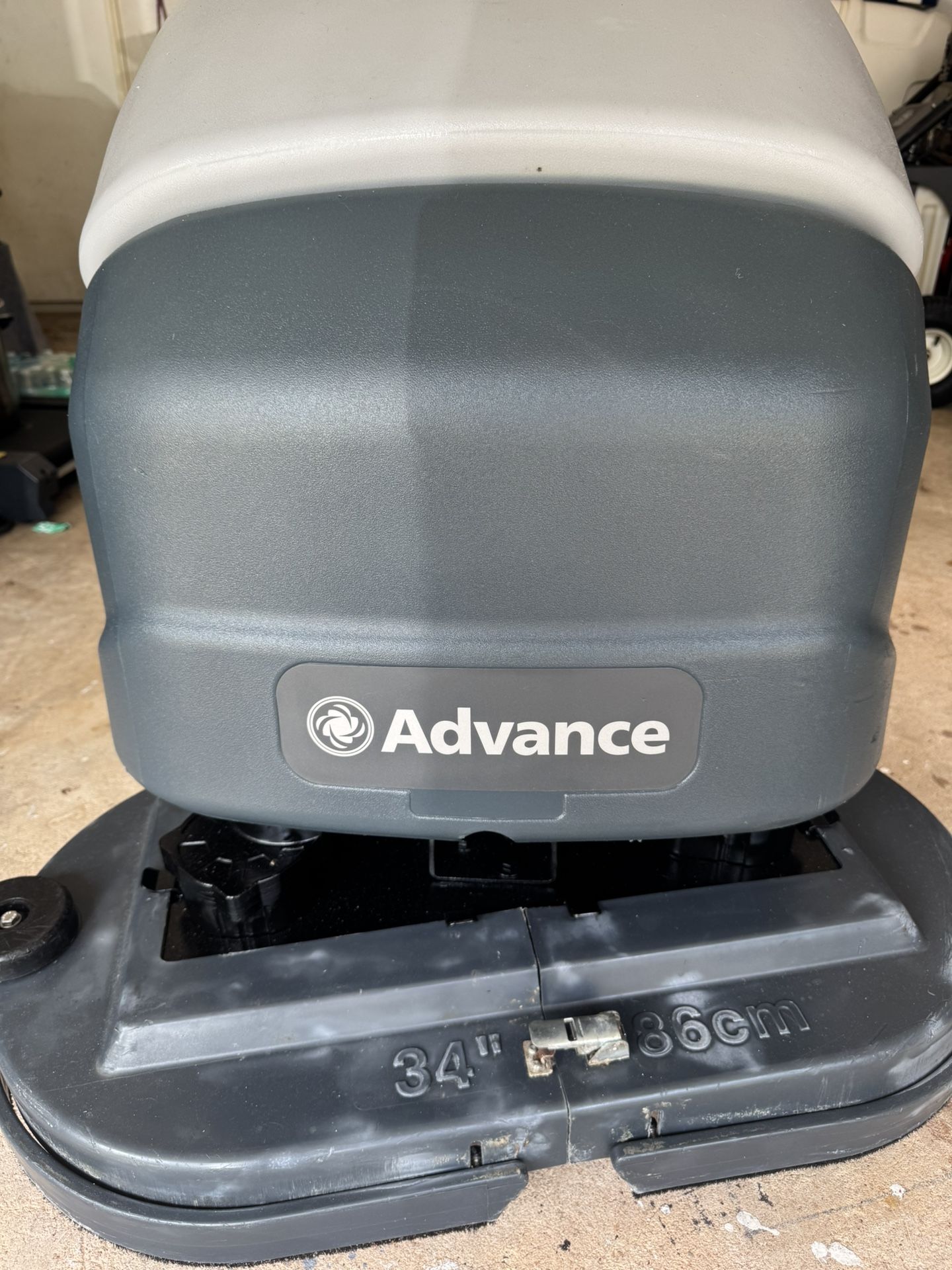 Auto Scrubber 