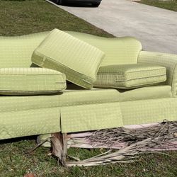Free Sofa Pick Up Curbside