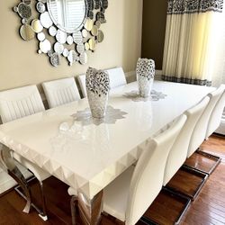 Dining Table With 8 Chairs 
