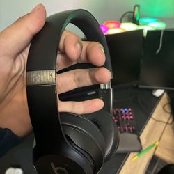 Beat headphones solo 4