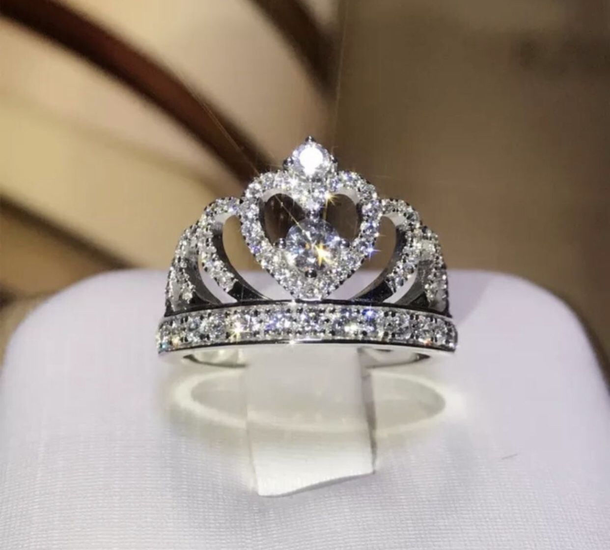 Beautiful Diamonds Engagement Ring