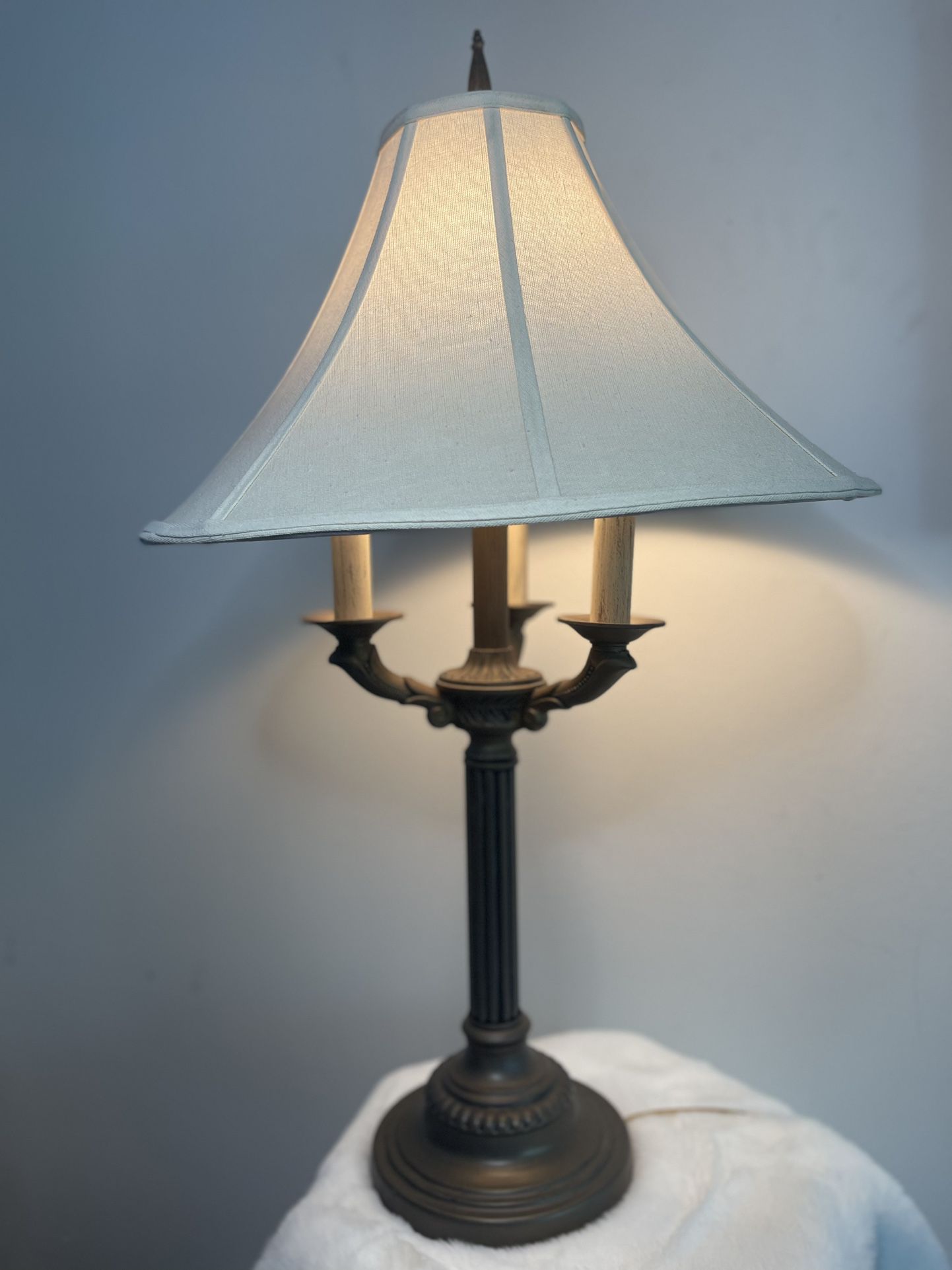 Vintage/Antique Bronze Candelabra Table Lamp