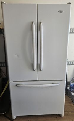 White Maytag MFD2561HEW Cu. Ft. French Door Refrigerator w Electronic Dual Cool