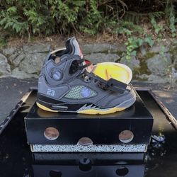 Jordan  5 Off-White Muslin 