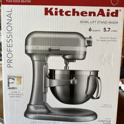 NEW KitchenAid Raised Bowl 6qt Mixer Silver