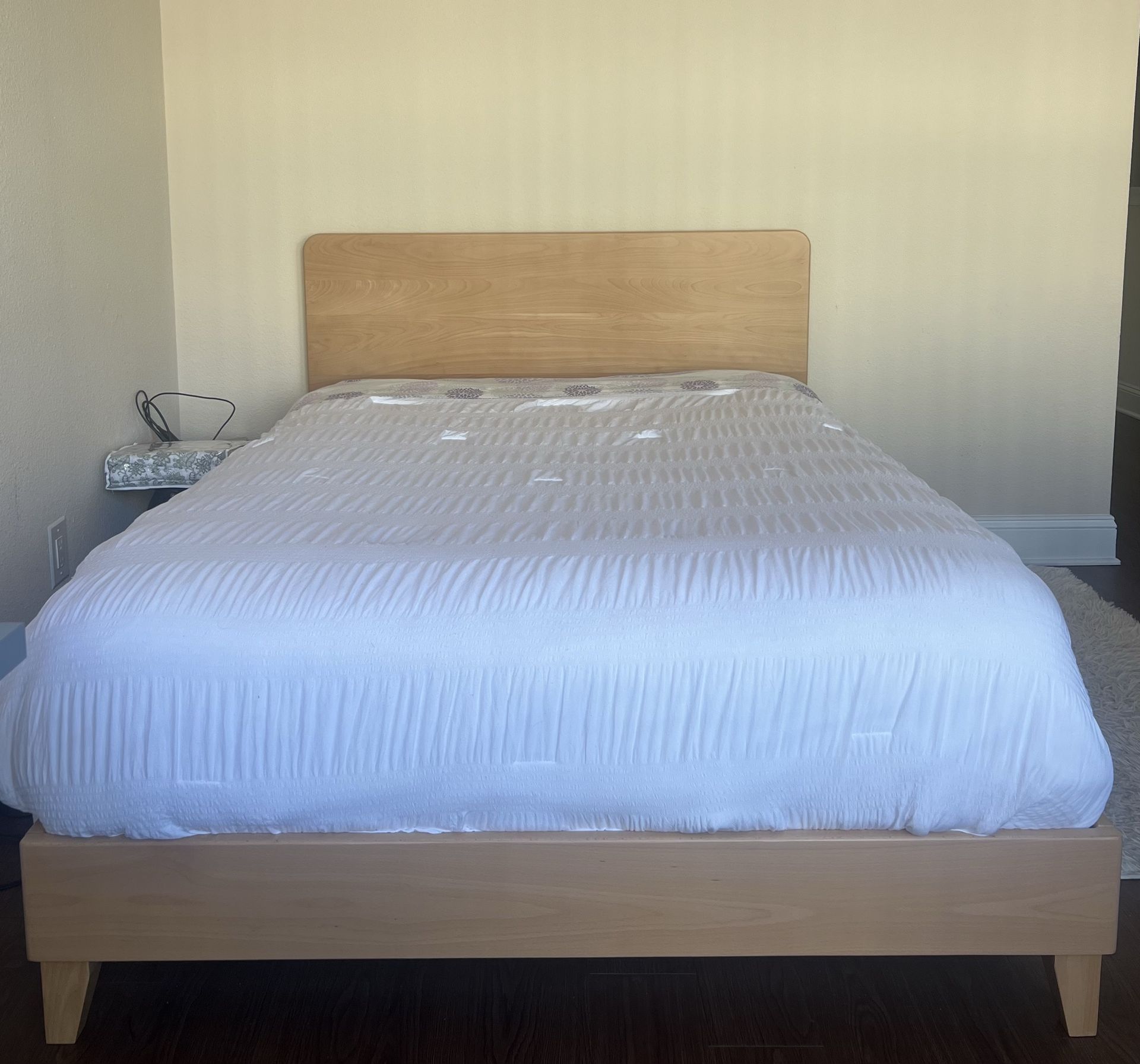 Avocado bed frame