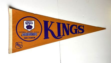 Vintage 1970’s Los Angeles KINGS pennant 