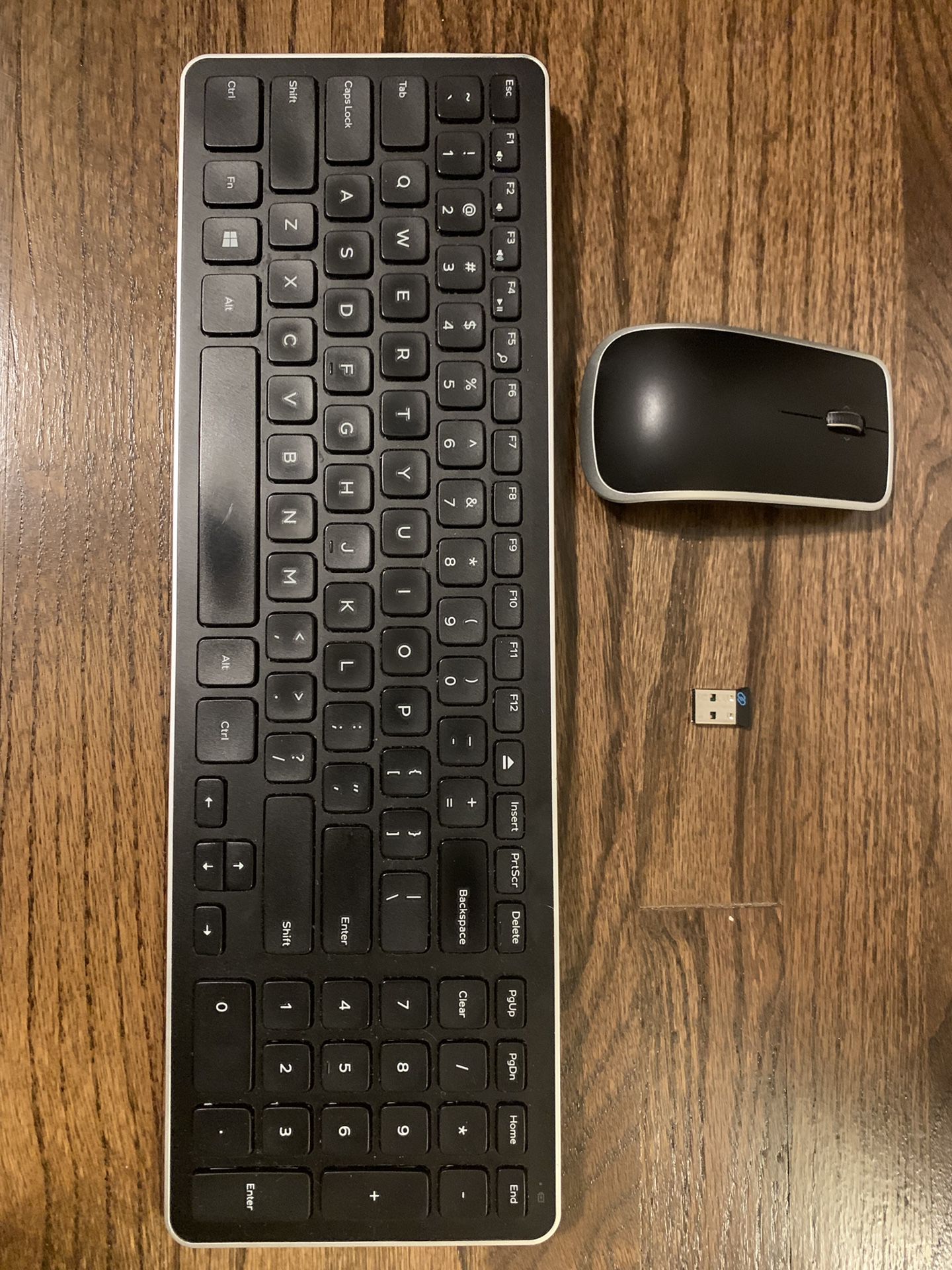 Dell KM 714 Wireless Keyboard and Mouse