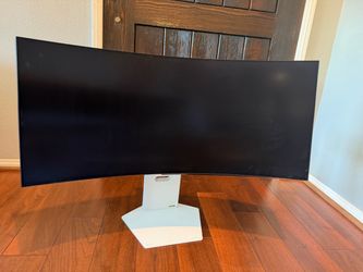 LG OLED Gaming monitor