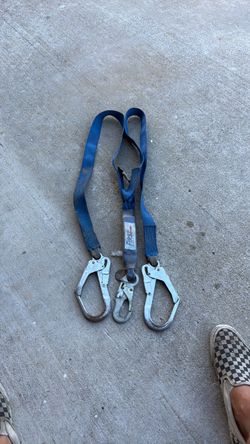 Protecta double lanyard