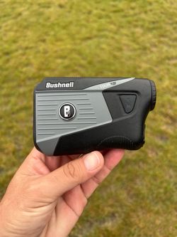 Bushnell V5 Range Finder