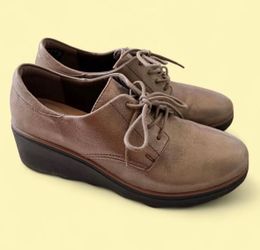 Clarks metallic gold brown lace up wedge platform Oxford shoes