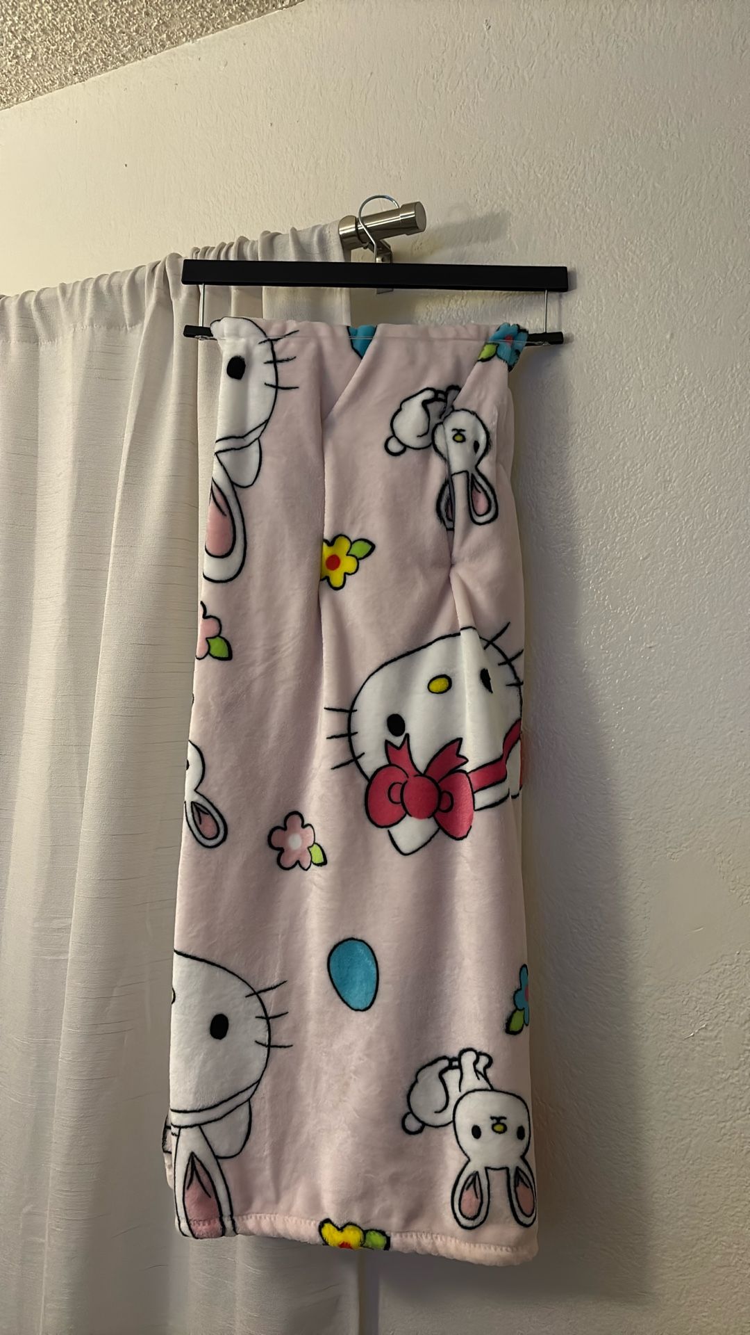 hello kitty easter blanket