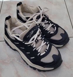 Womens Athletic Walking Shoes