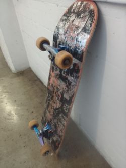 Complete Skateboard with Graphic Deck