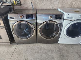 Set Of Washer And Dryer