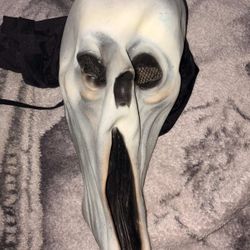 Vintage 1995 SCREAM Rubber Face Mask from The Paper Magic Group Ghostface Origin