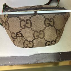 Gucci Marmont Shoulder Bag