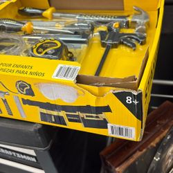 Brand New Stanley Jr. Kids Workbench Tool Set and 2 Wooden Kits, U047-K02-T09-SY