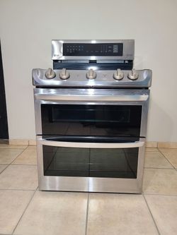 LG Stainless Steel Double Oven Electric Range