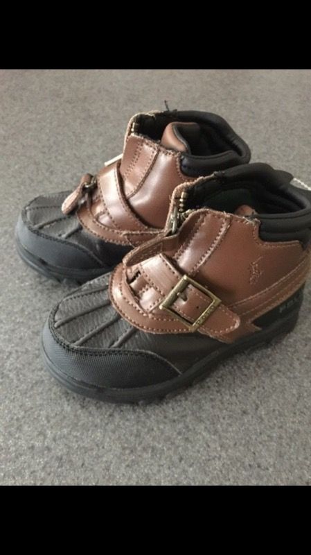 Polo size 9