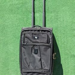TravelPro Crew 5 Expandable 22" Wheeled Carry-On Upright Luggage Suitcase GUC