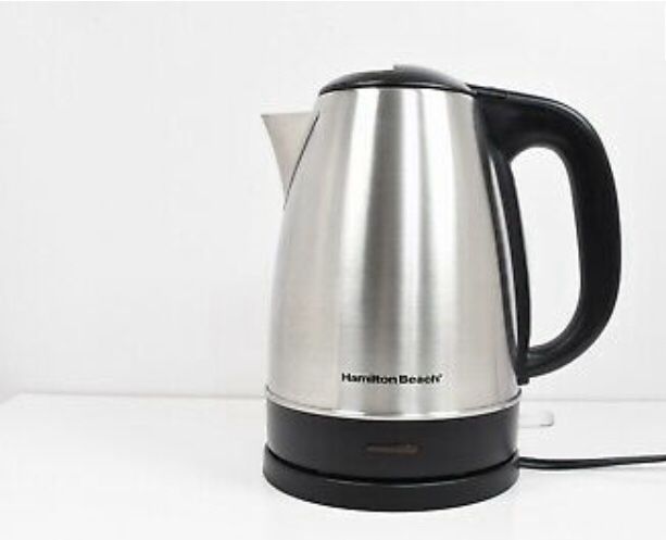 Hamilton Beach Electric Kettle 1.7 L (Used - Good Condition)