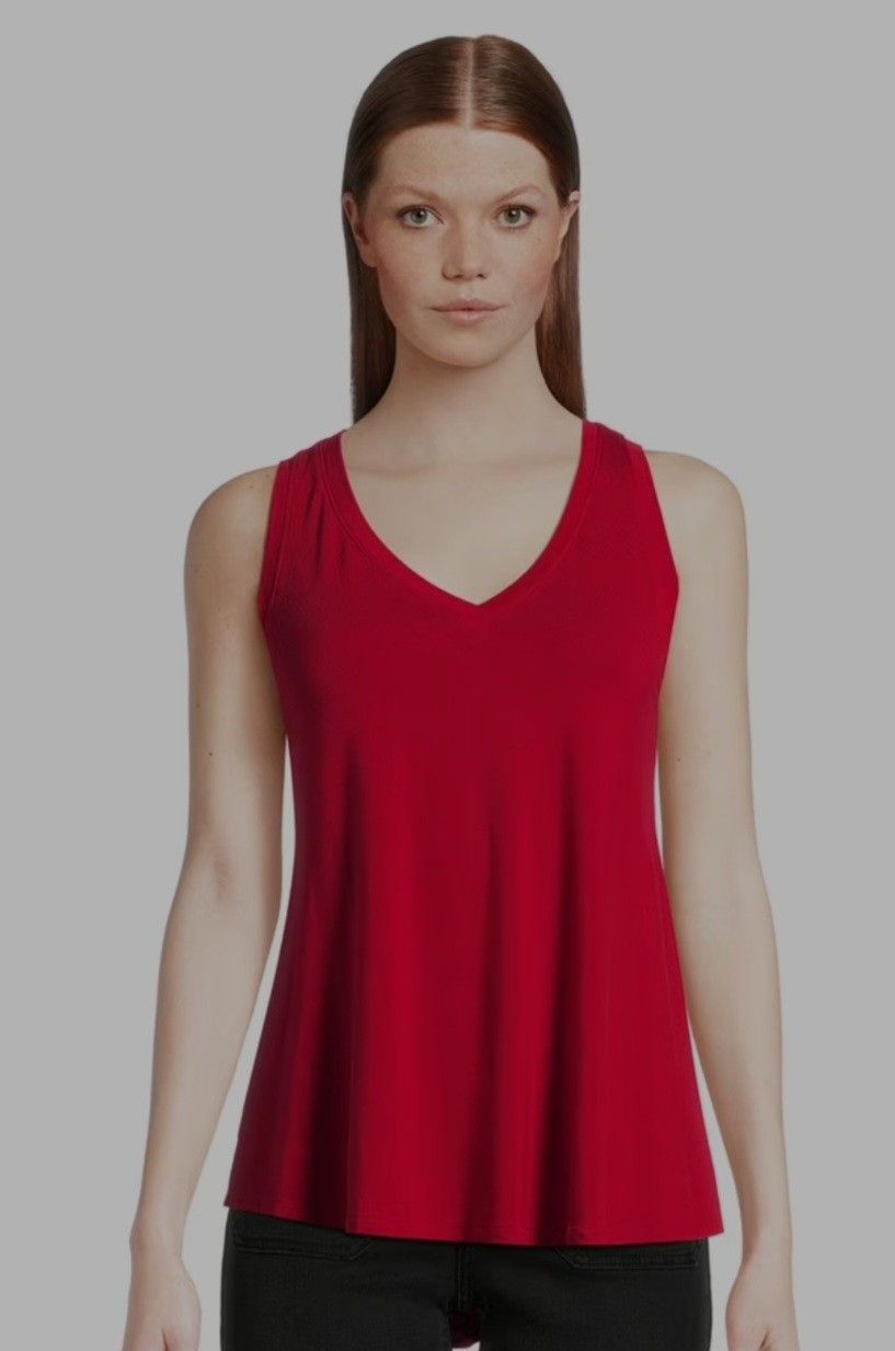 Time And Tru Sleeveless V-Neck Top