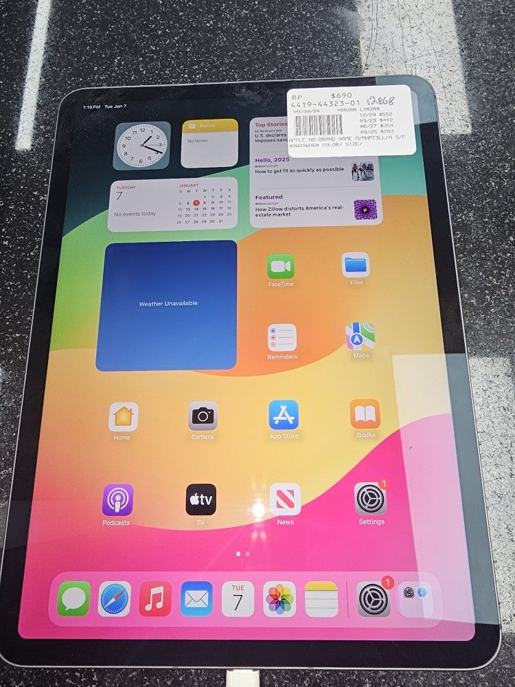 *On Sale* Ipad Pro 11" 3rd Gen. 128gb. WIFI/CELLULAR. ASK FOR RYAN. #4(contact info removed)3-01