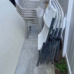 4 Foldable 5 Stackables Chairs 9 Total