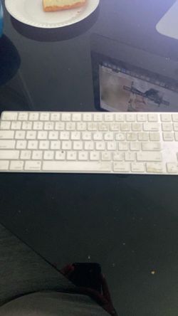 Apple keyboard