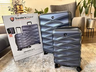 Traveler Choice 31” Checked And 22” Carry On