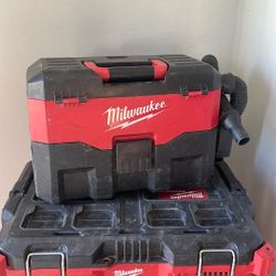 Milwaukee M18 Vacuum Bare Tool