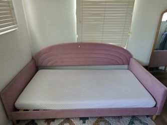 Upholstered Daybed