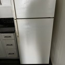 Fridge Apartment Size 