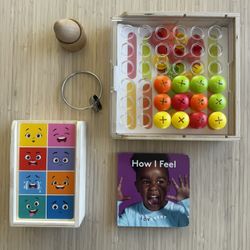 Lovevery learning toys/ Miss Rachel emotions toy 