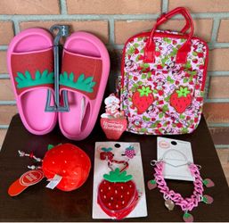 Strawberry Shortcake Kids Accessories Bundle