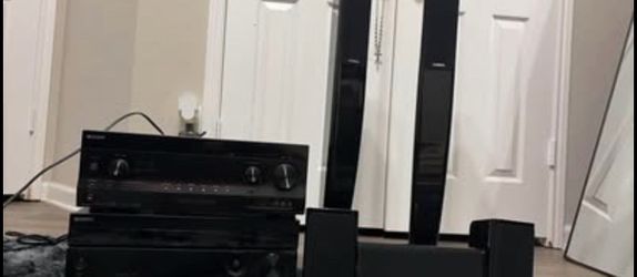 Saround sound set(PRICE NEGOTIABLE)