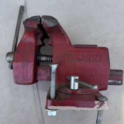 Wilton bench vise