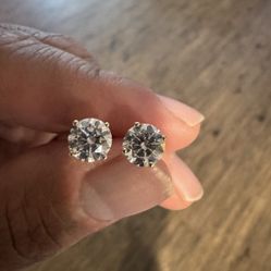 Diamond Earrings 