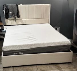 Novilla Mattress and Upholstered bed frame queen