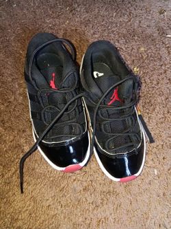 Jordan kids shoes size 10