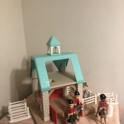 Vintage Little Tikes Dollhouse Size Stable With Horses Riders Fence & Ladder
