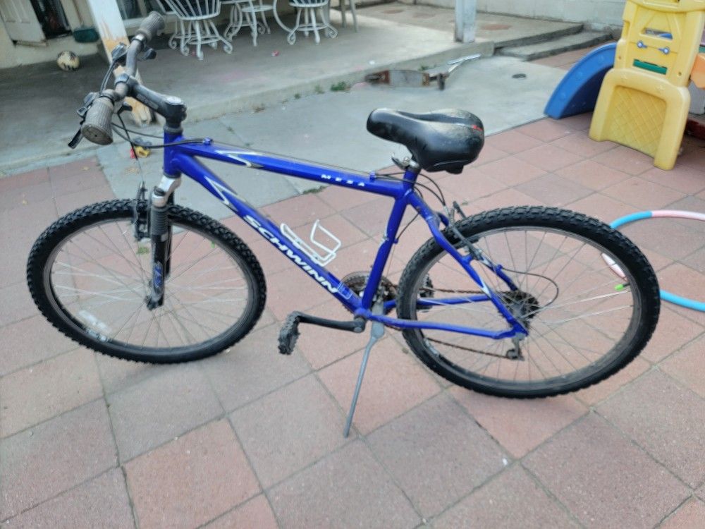 Schwinn Mesa Mountain Bike