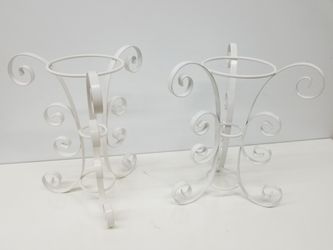 Pair of White flower holders