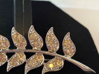 Vintage Sarah Coventry Brooch