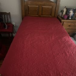 Twin Bed With Frame 