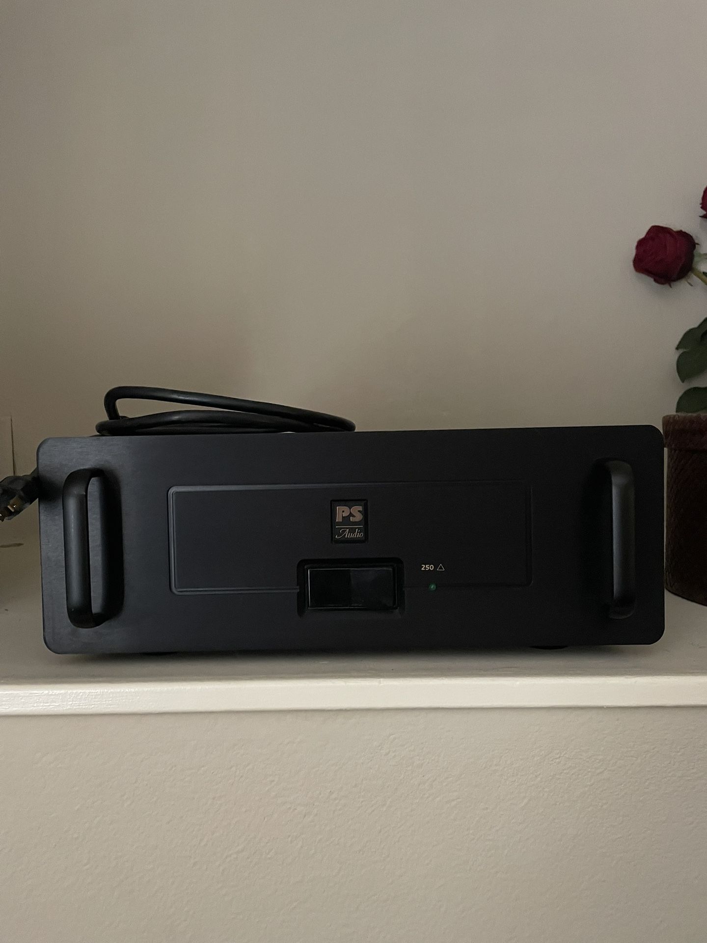 PS AUDIO 250 DELTA MONO POWER AMPLIFIER 