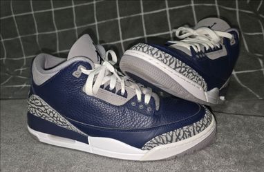Jordan 3 'Georgetown'      size 10.5