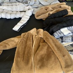 Women jackets (lot of 22)